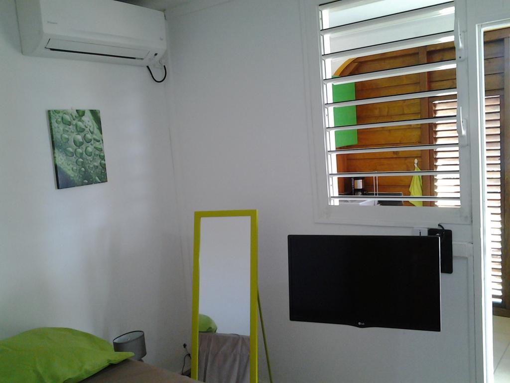 Residence Patros Sainte-Anne  Bagian luar foto