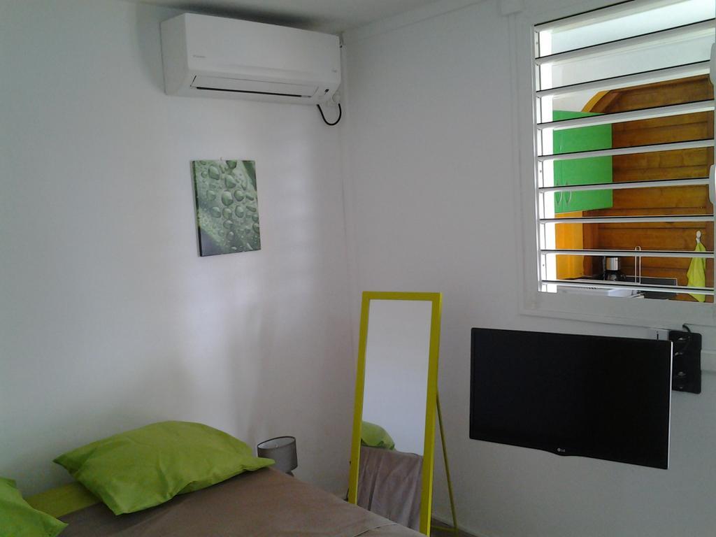 Residence Patros Sainte-Anne  Bagian luar foto