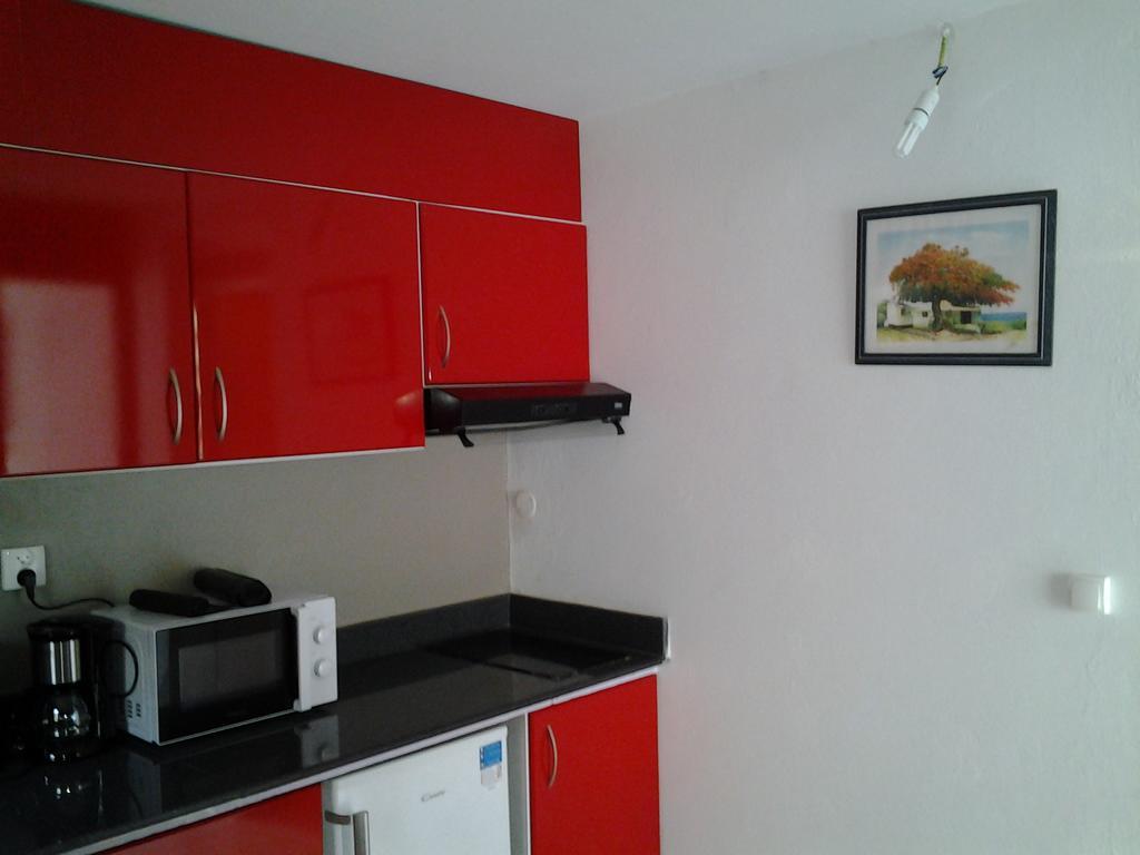 Residence Patros Sainte-Anne  Bagian luar foto