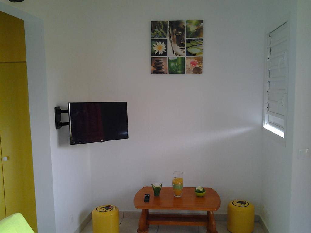 Residence Patros Sainte-Anne  Bagian luar foto