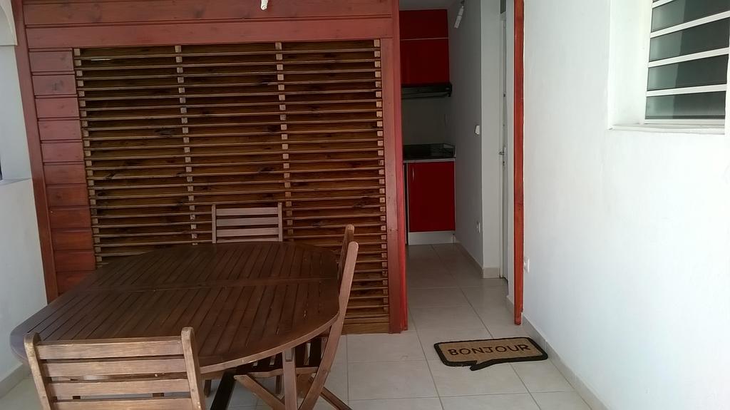 Residence Patros Sainte-Anne  Bagian luar foto